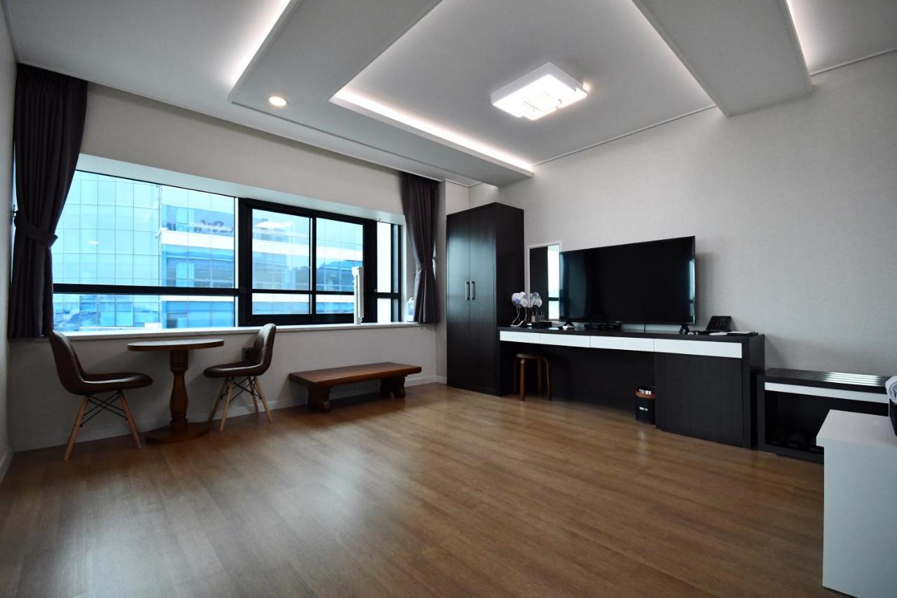 Hotel Wooin Mokpo Εξωτερικό φωτογραφία